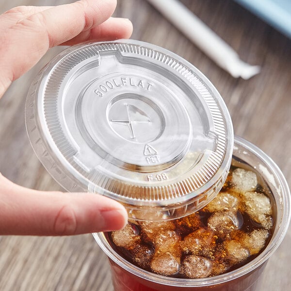Choice Clear Flat Lid with Straw Slot - 9, 12, 16, 20, and 24 oz. - 1,000/Case
